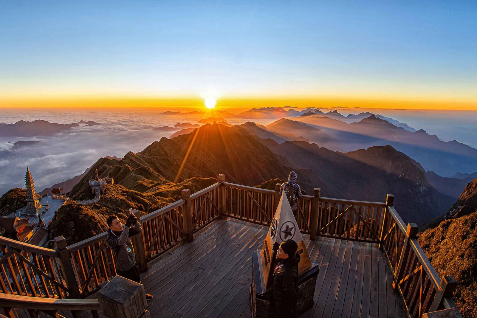 NINI LUONG TRAVEL SERVICES